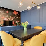 Old Town Powroznicza With Sauna & By Renters Apartamento Gdansk
