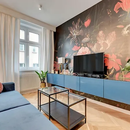 Old Town Powroznicza With Sauna & By Renters Appartement