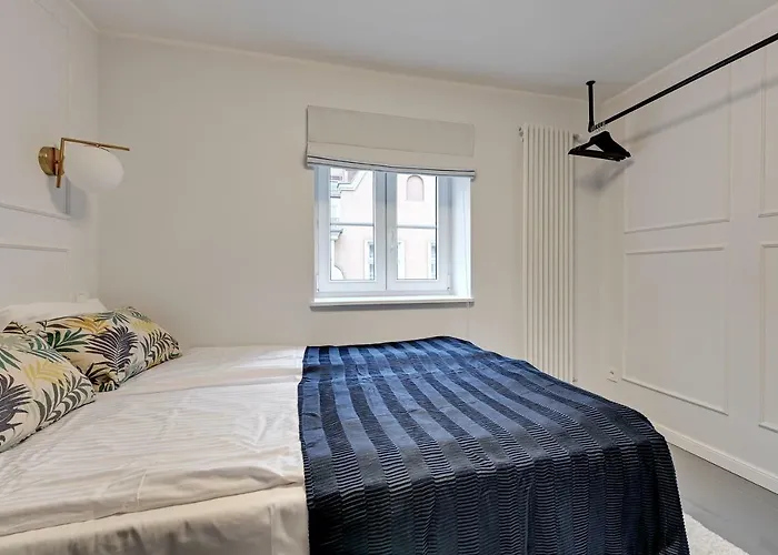 Old Town Powroznicza With Sauna & By Renters