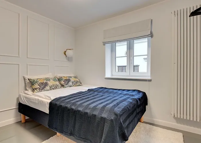 Old Town Powroznicza With Sauna & By Renters Gdansk